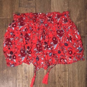 american eagle flowy shorts
